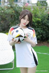 屈楚萧